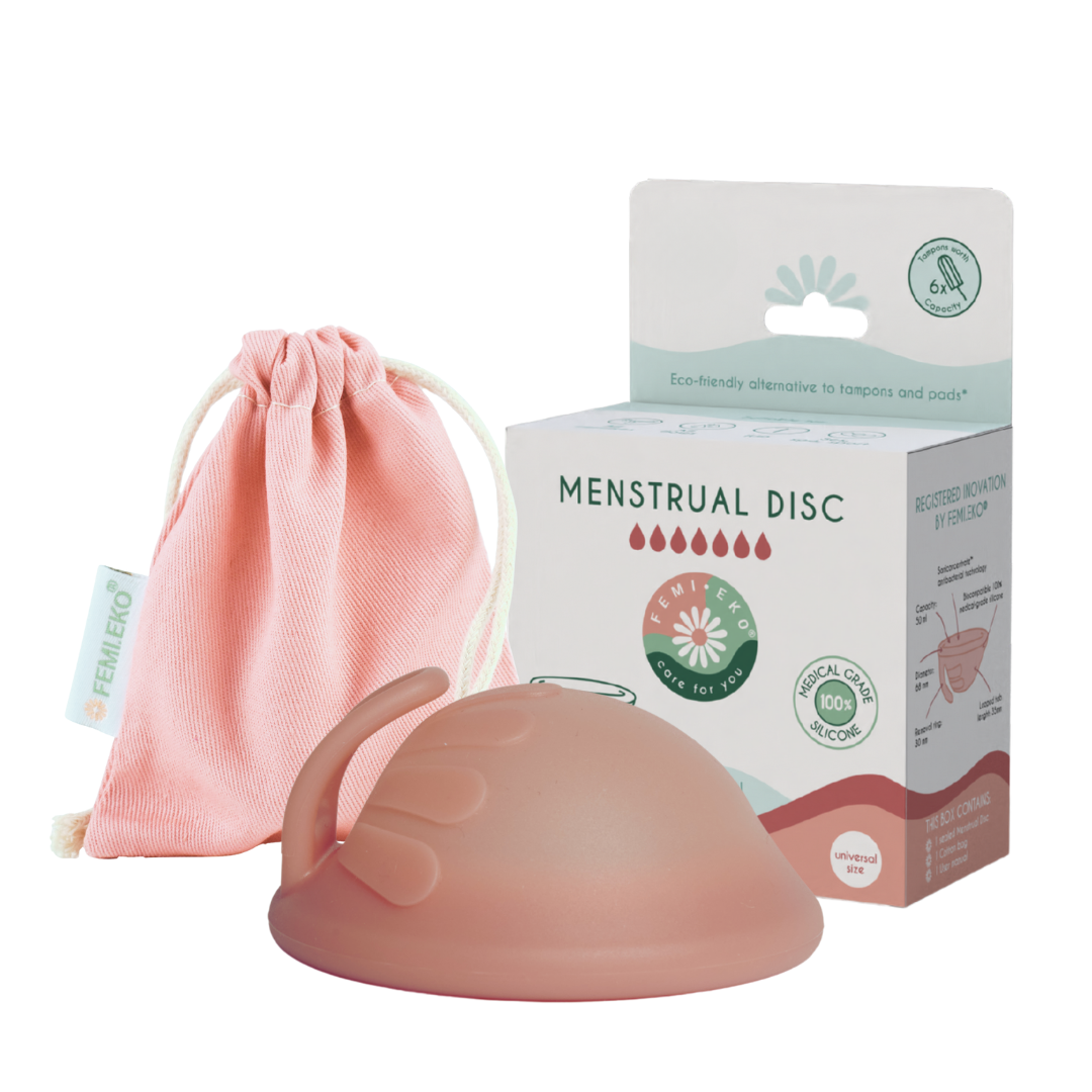 femieko Universal Hard menstruationsdisk lyseroed med emballage | light pink reusable menstrual disc with packaging